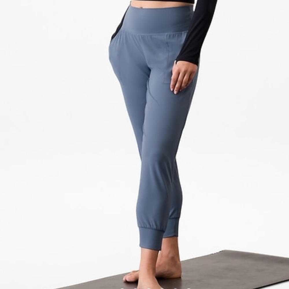 ATHLETA 🩵 Salutation Joggers - High Waisted - Picture 3 of 10